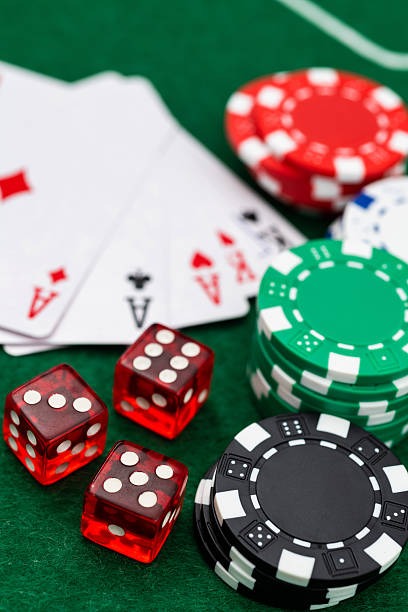 Wild Coaster game interface showing selection buttons and live dealer window